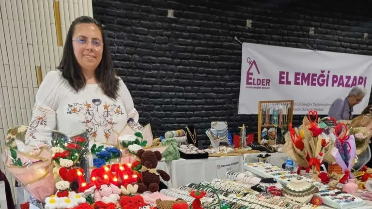 Sevgililer Günü öncesi kadın emeği sergisi açıldı